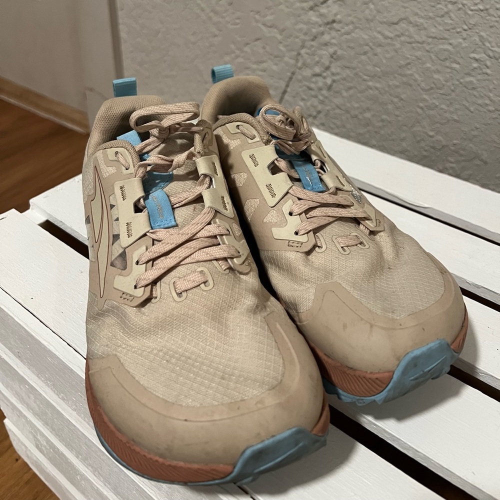 Altra Lone Peak 7 Women’s Size 6